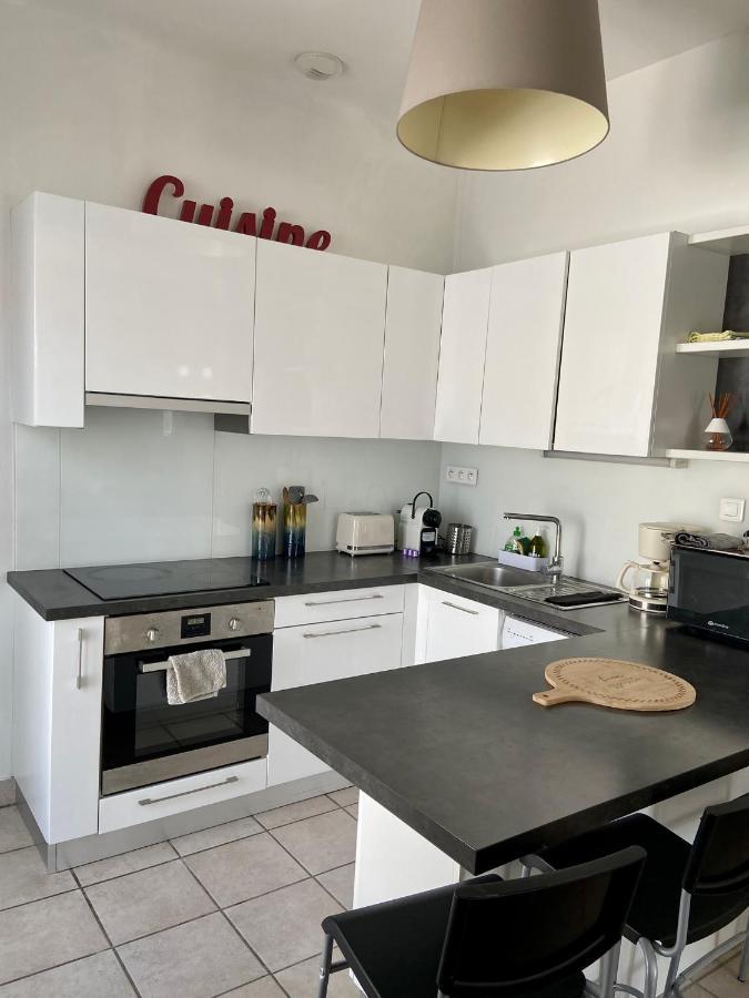 Agreable Maison De Ville Avec Une Belle Terrasse Anglet Luaran gambar