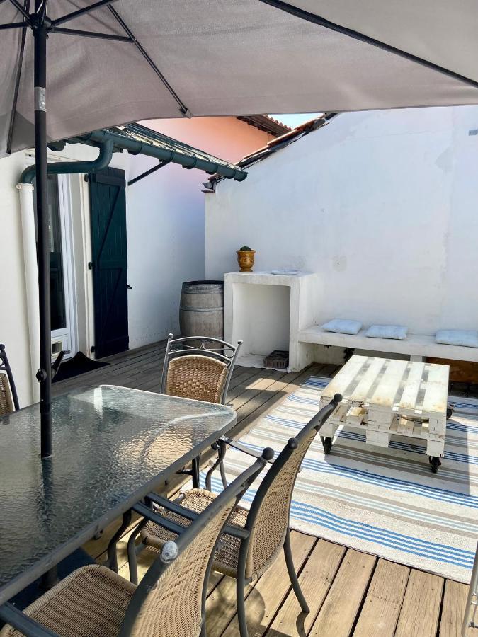 Agreable Maison De Ville Avec Une Belle Terrasse Anglet Luaran gambar